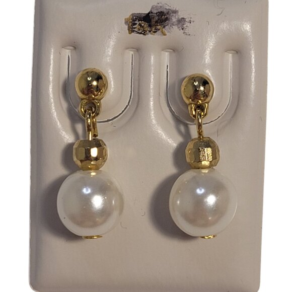 Bundle 2 pair Vintage Minimalist Gold/Pearl Earrings - Picture 4 of 8
